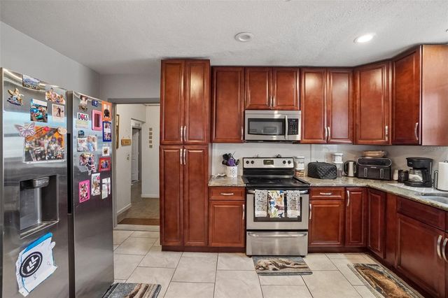 3495 OAK STREET, Dunedin, FL 34698