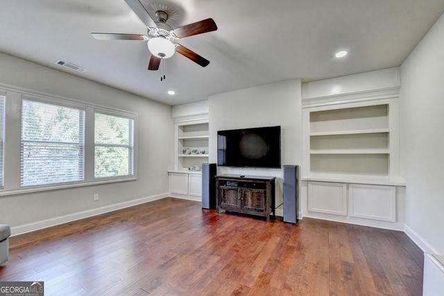 4922 Park Vale Drive, Buford, GA 30518