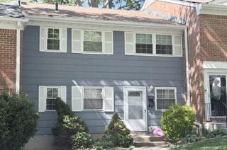 1206 Towne House Village, Islandia, NY 11749