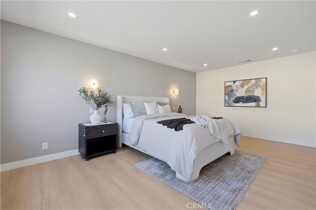 2133 Cochran, Simi Valley, CA 93065