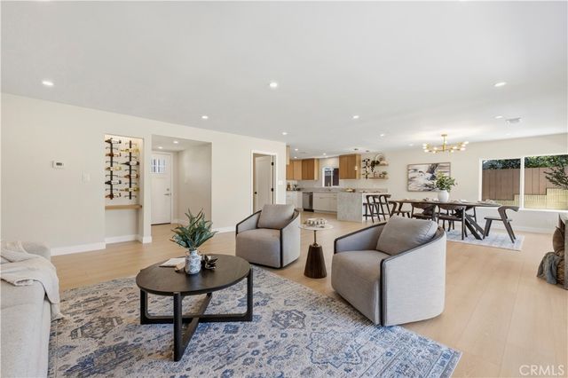 2133 Cochran, Simi Valley, CA 93065