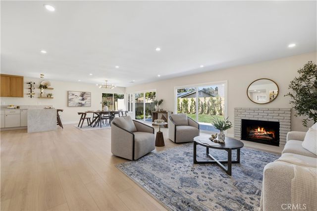 2133 Cochran, Simi Valley, CA 93065