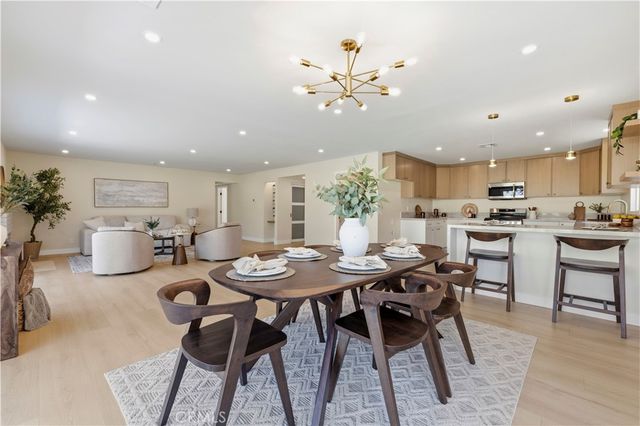 2133 Cochran, Simi Valley, CA 93065