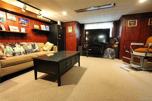 64-80 82nd Place, Middle Village, NY 11379