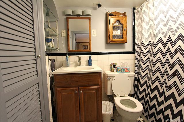 64-80 82nd Place, Middle Village, NY 11379