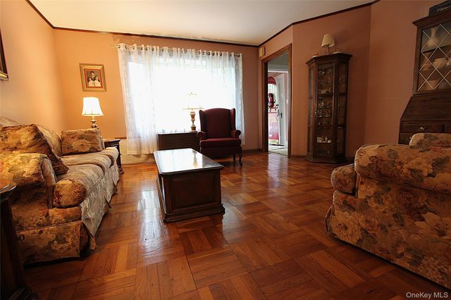 64-80 82nd Place, Middle Village, NY 11379