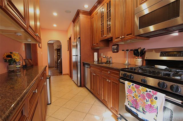 64-80 82nd Place, Middle Village, NY 11379