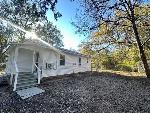 2413 FM 2574, Palestine, TX 75803