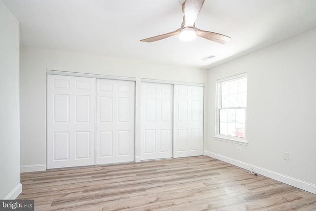 27 LAKEBRIDGE DR, Deptford, NJ 08096
