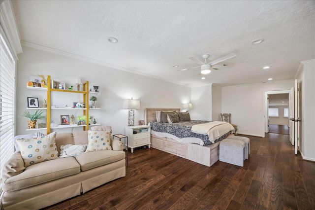 4520 Dickson Street, Houston, TX 77007