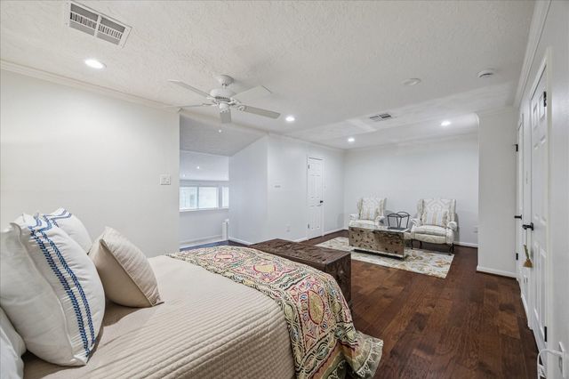 4520 Dickson Street, Houston, TX 77007