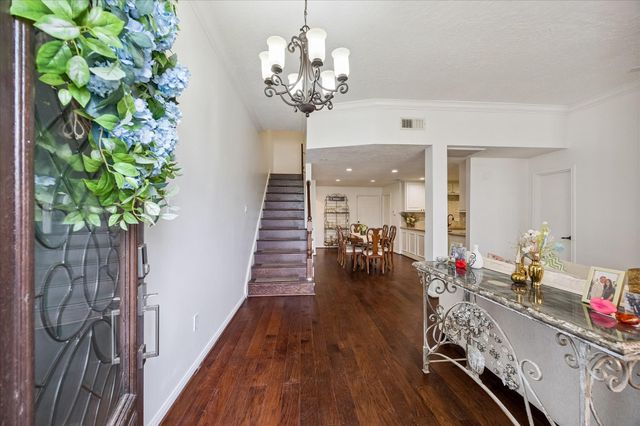 4520 Dickson Street, Houston, TX 77007