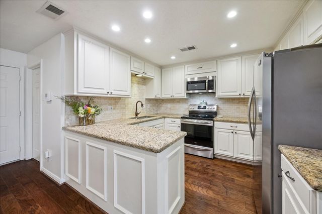 4520 Dickson Street, Houston, TX 77007