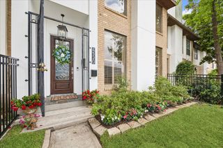 4520 Dickson Street, Houston, TX 77007