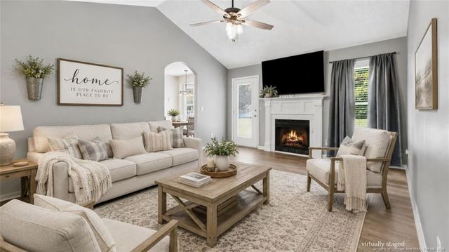 5829 Finish Line Drive, Hope Mills, NC 28348