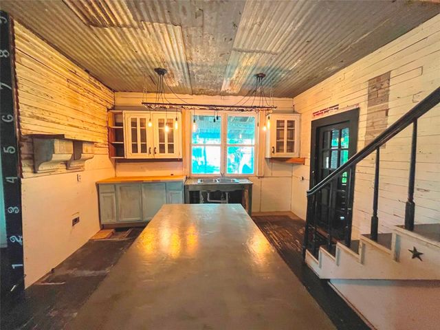 301 S Main Street, Crandall, TX 75114