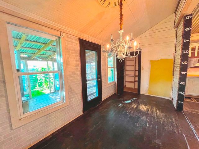 301 S Main Street, Crandall, TX 75114