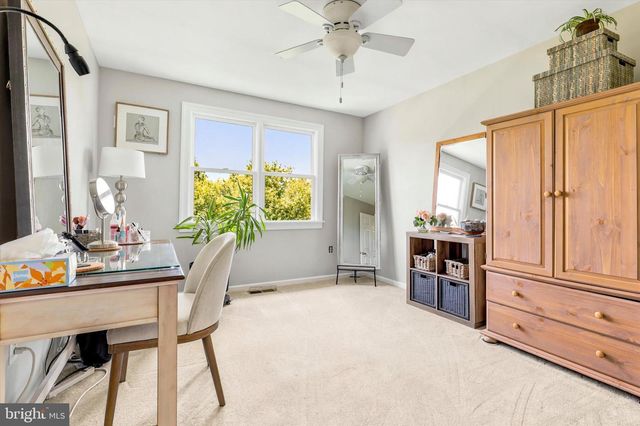 1223 HOLLOW RD, Collegeville, PA 19426