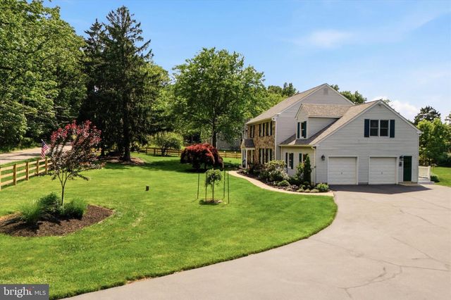 1223 HOLLOW RD, Collegeville, PA 19426
