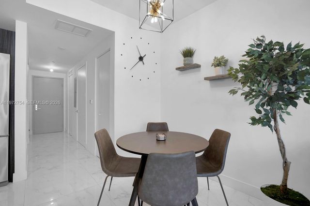 488 NE 18th St 3804, Miami, FL 33132