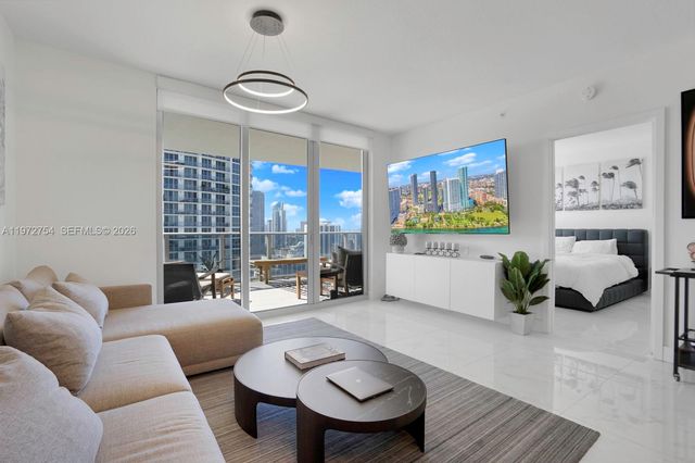 488 NE 18th St 3804, Miami, FL 33132