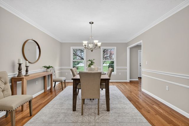 60 Rosemont Dr, North Andover, MA 01845