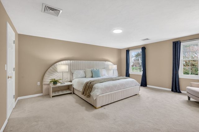 60 Rosemont Dr, North Andover, MA 01845