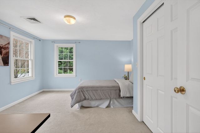 60 Rosemont Dr, North Andover, MA 01845