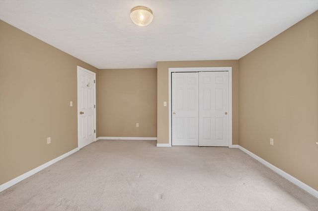 60 Rosemont Dr, North Andover, MA 01845