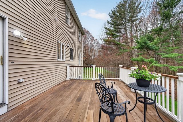 60 Rosemont Dr, North Andover, MA 01845