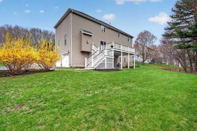 60 Rosemont Dr, North Andover, MA 01845