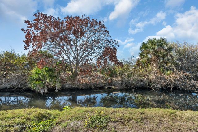 35 Anchor Drive, Indian Harbour Beach, FL 32937