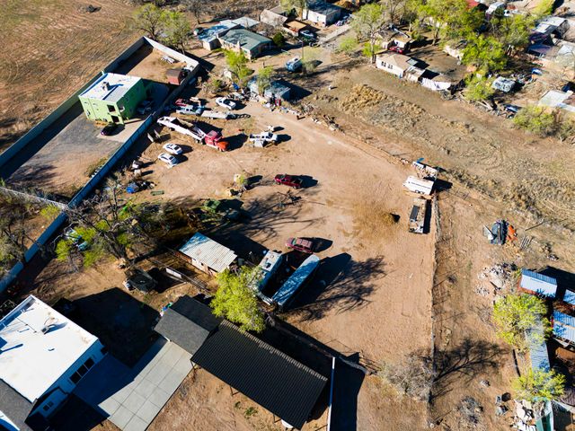 2255 Perry Road SW, Albuquerque, NM 87105