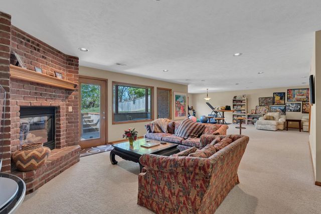 9237 N Wilson Estates Ct, Wichita, KS 67206