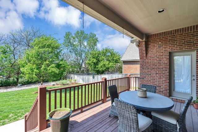 9237 N Wilson Estates Ct, Wichita, KS 67206