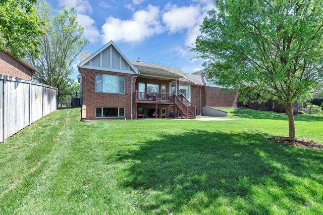 9237 N Wilson Estates Ct, Wichita, KS 67206