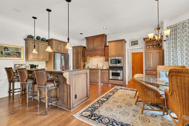 9237 N Wilson Estates Ct, Wichita, KS 67206