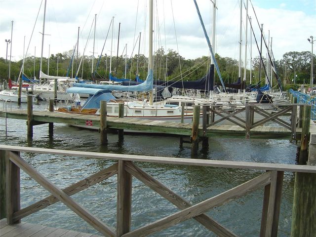 603 BALDWIN AVENUE B, Safety Harbor, FL 34695