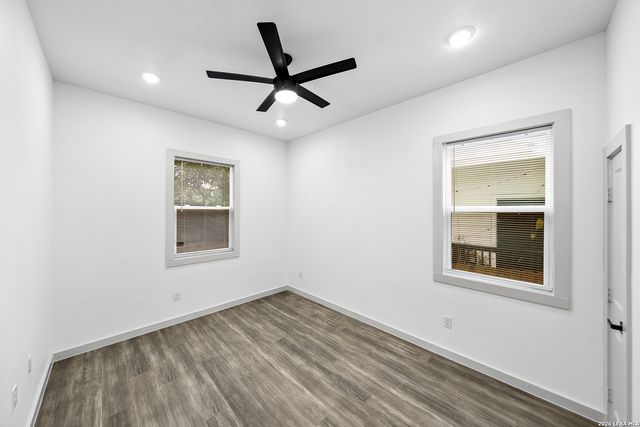 1727 E CROCKETT ST, San Antonio, TX 78202