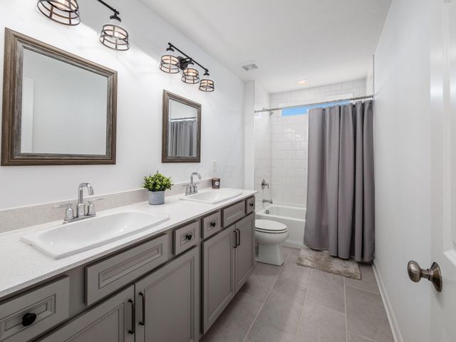 8891 Winthrop Lane, Plain City, OH 43064