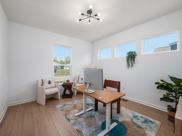 8891 Winthrop Lane, Plain City, OH 43064