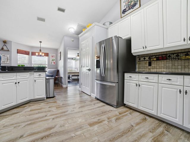 7817 LAUREL VIEW DRIVE, Mount Dora, FL 32757