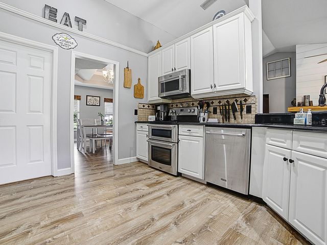 7817 LAUREL VIEW DRIVE, Mount Dora, FL 32757