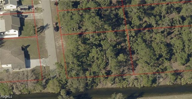 200 Gerald AVE N, Lehigh Acres, FL 33971