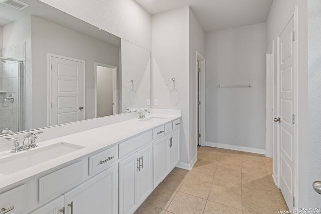 1543 Argon, San Antonio, TX 78245