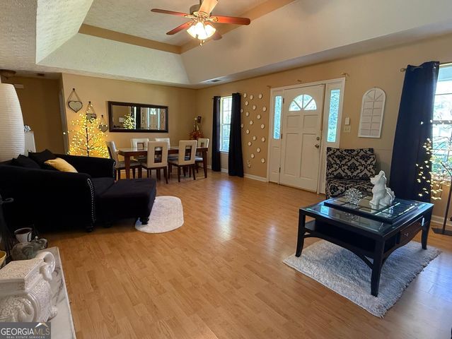 10 Oaklake Court, Covington, GA 30016