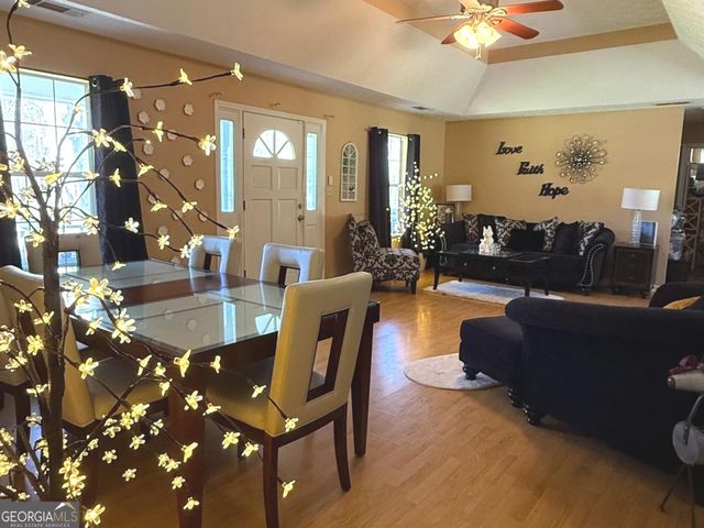 10 Oaklake Court, Covington, GA 30016