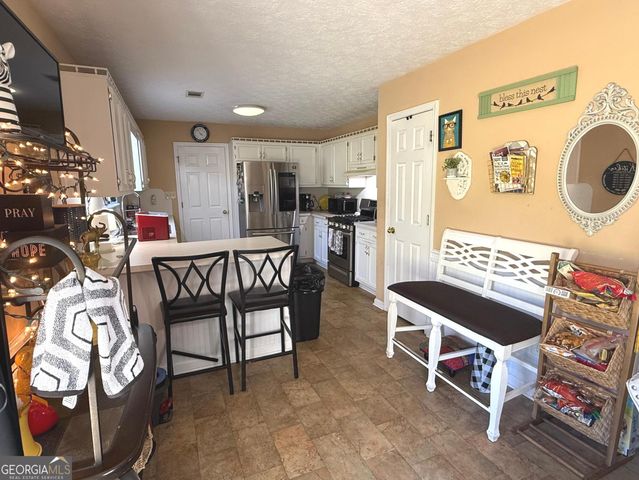 10 Oaklake Court, Covington, GA 30016