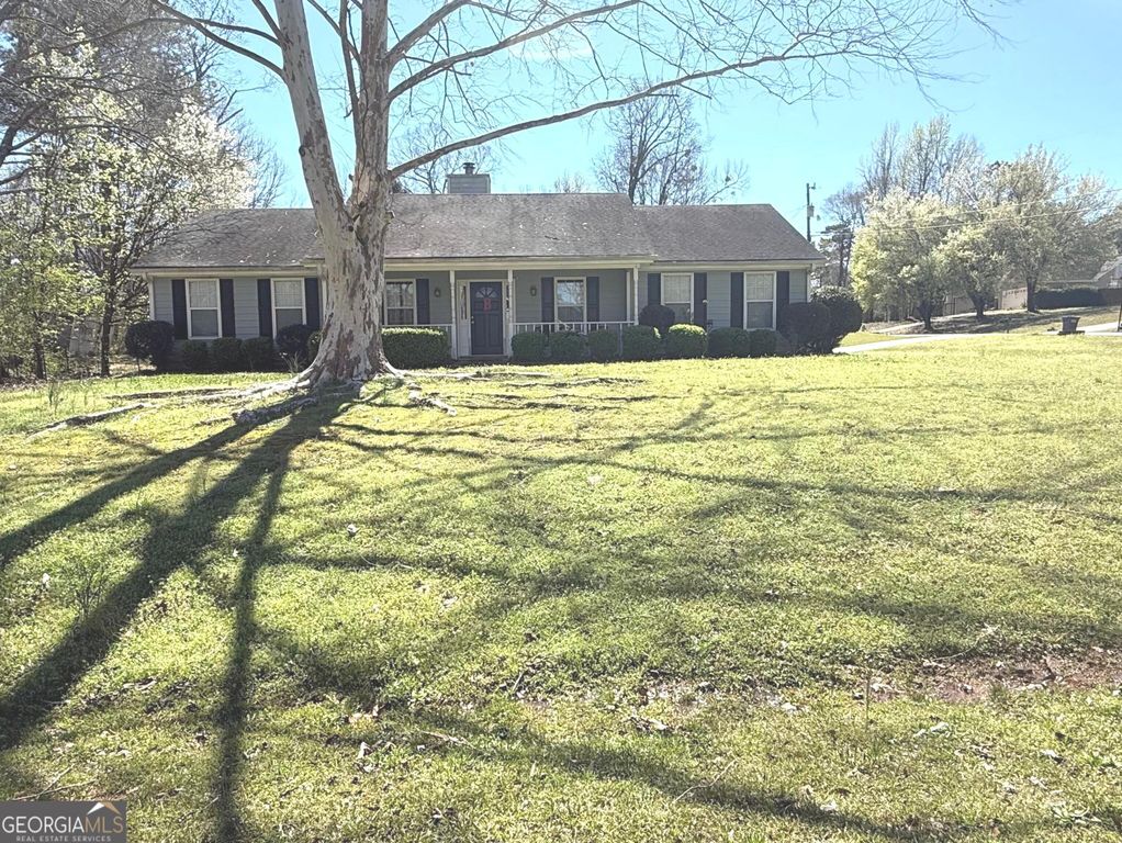 10 Oaklake Court, Covington, GA 30016