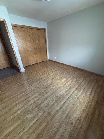 1633 Carlson PLACE, Watertown, WI 53094